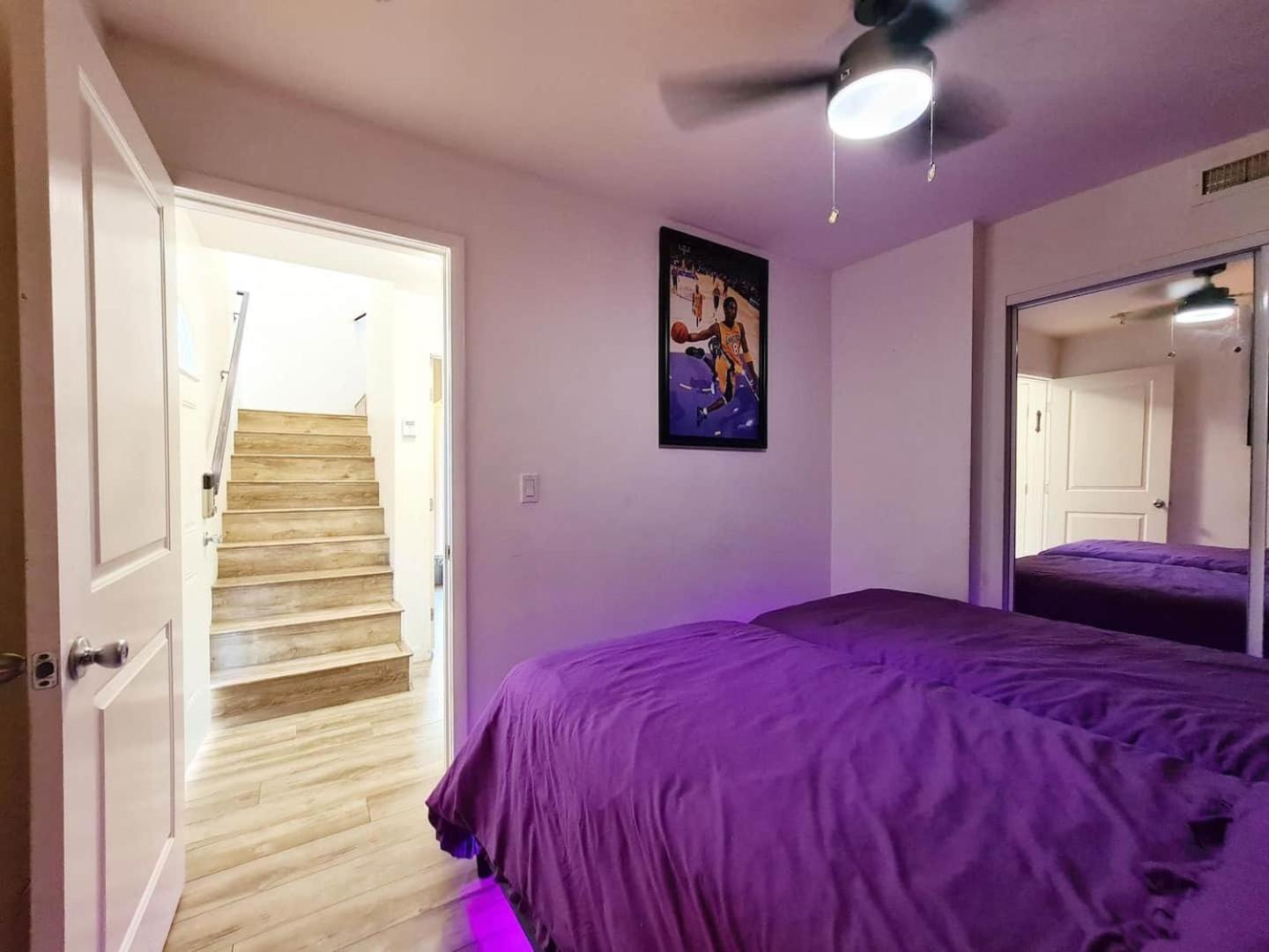 Kobe Bryant-themed 3 Bedroom With Hot Tub 10 Minutes From Rodeo Drive Los Angeles